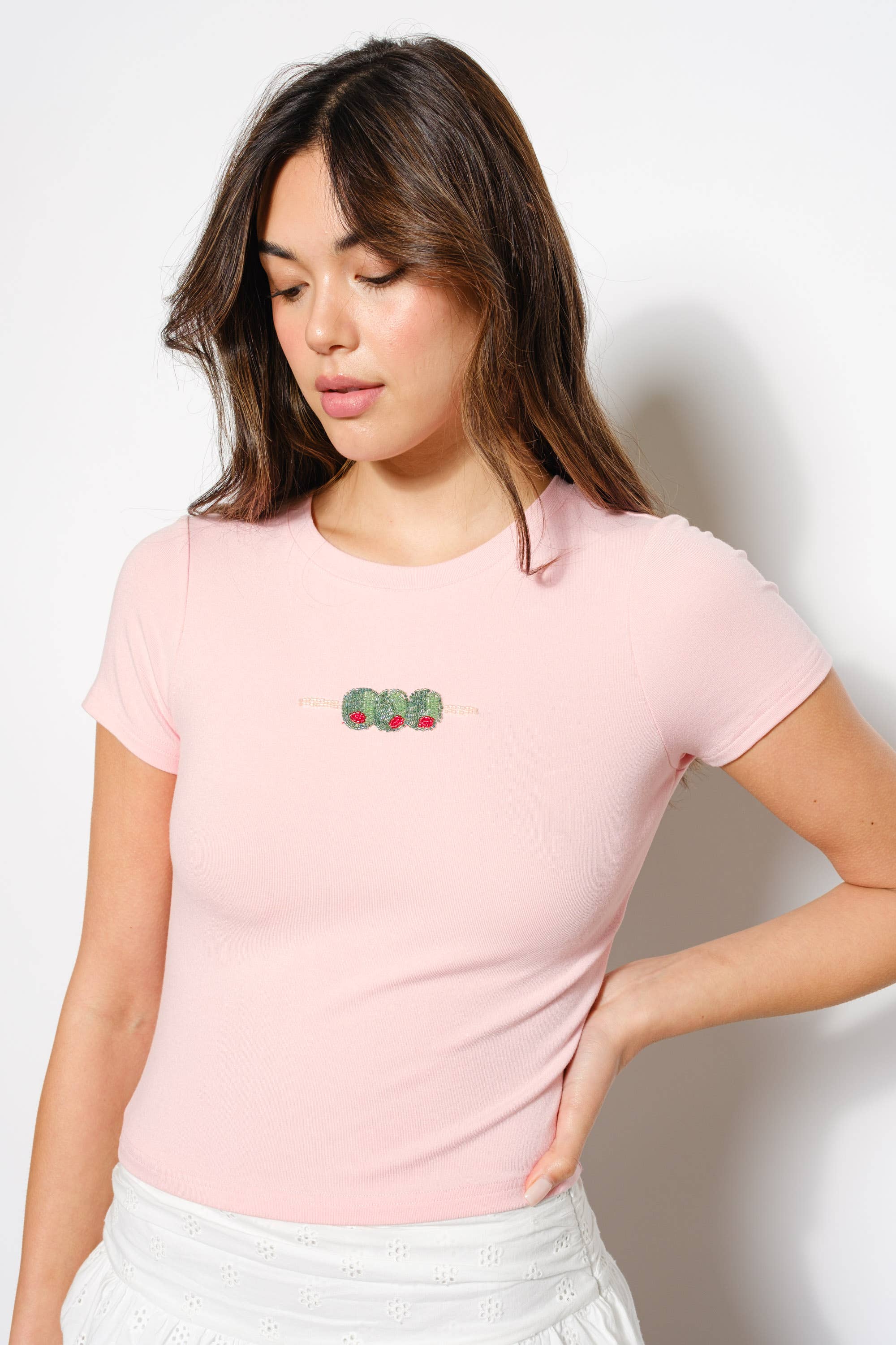 OLIVES BEAD TEE