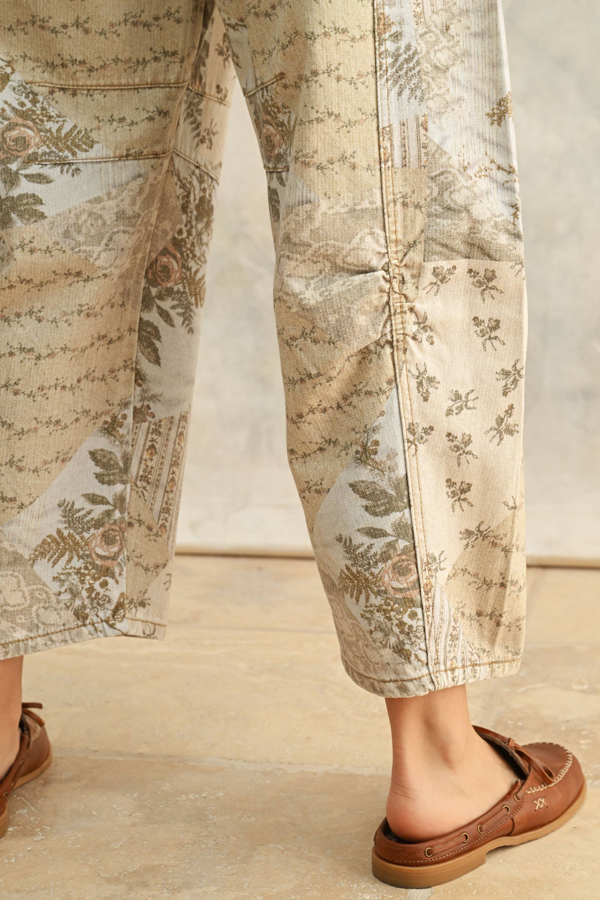 Reece MULTI PRINTED BARREL PANTS