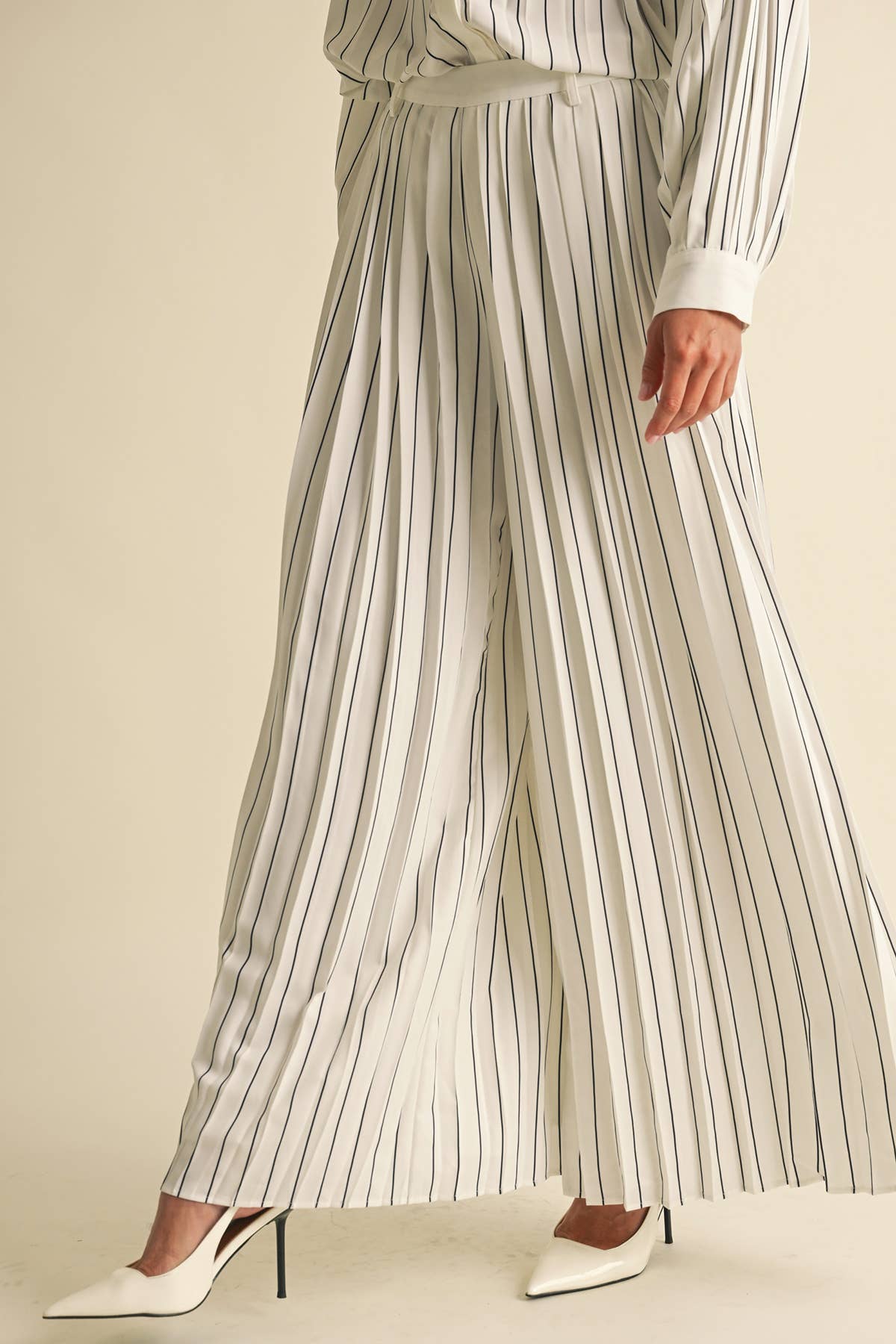 Imara Pleated stripe Pants