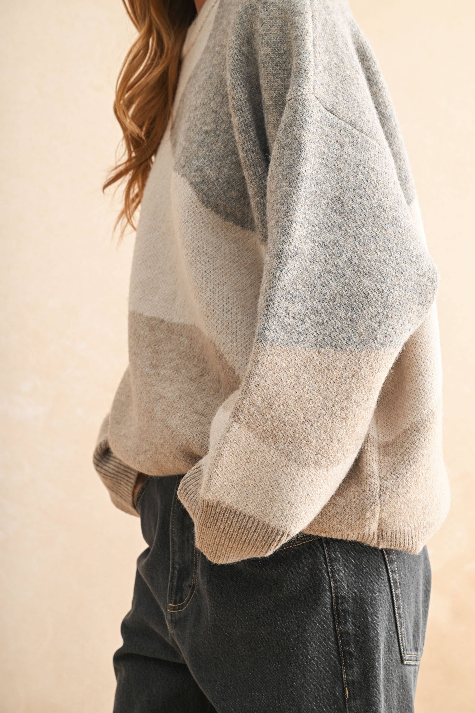 Alex ABSTRACT PATTERN SWEATER TOP