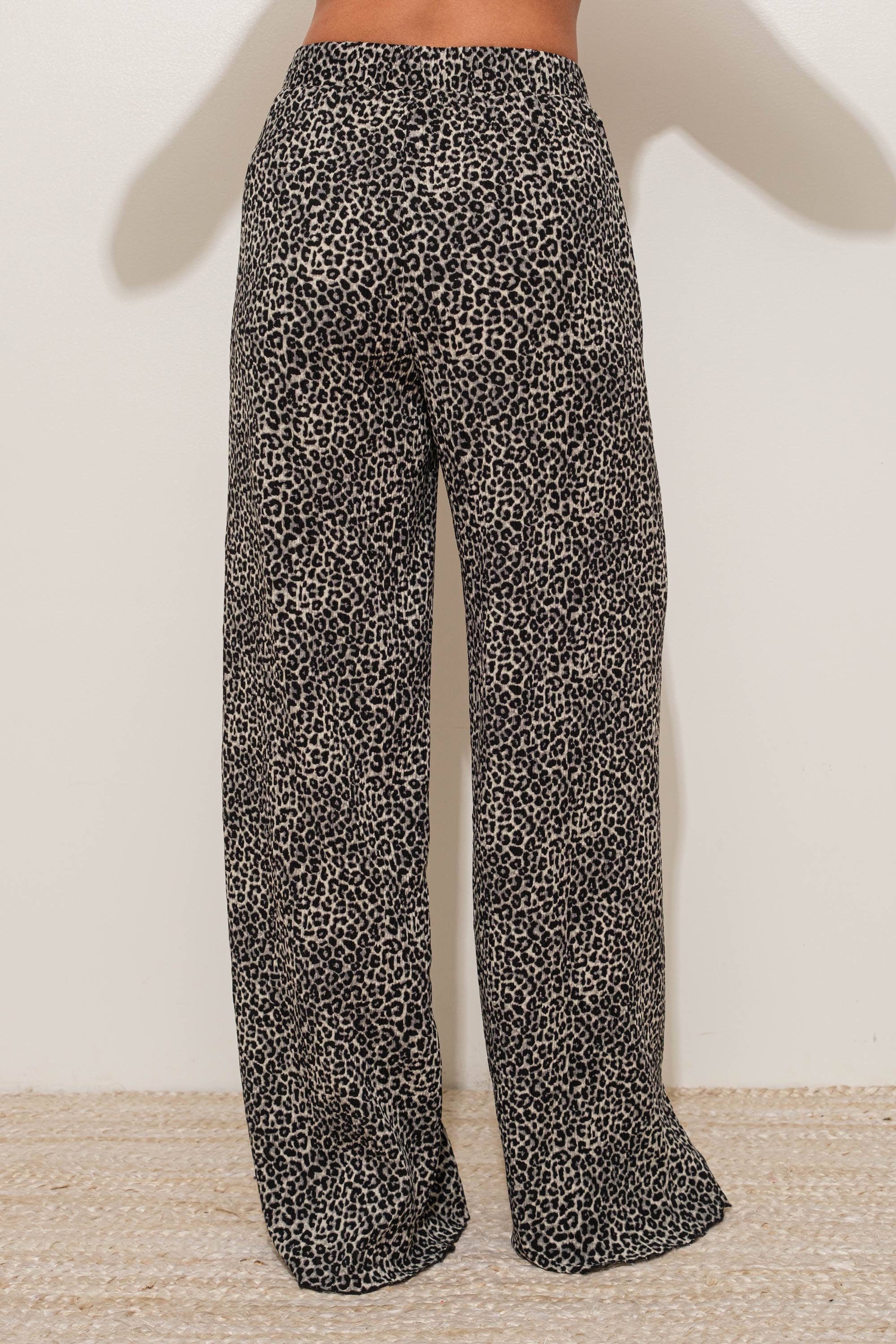 Greer LEOPARD PRINT PLISSE PANTS