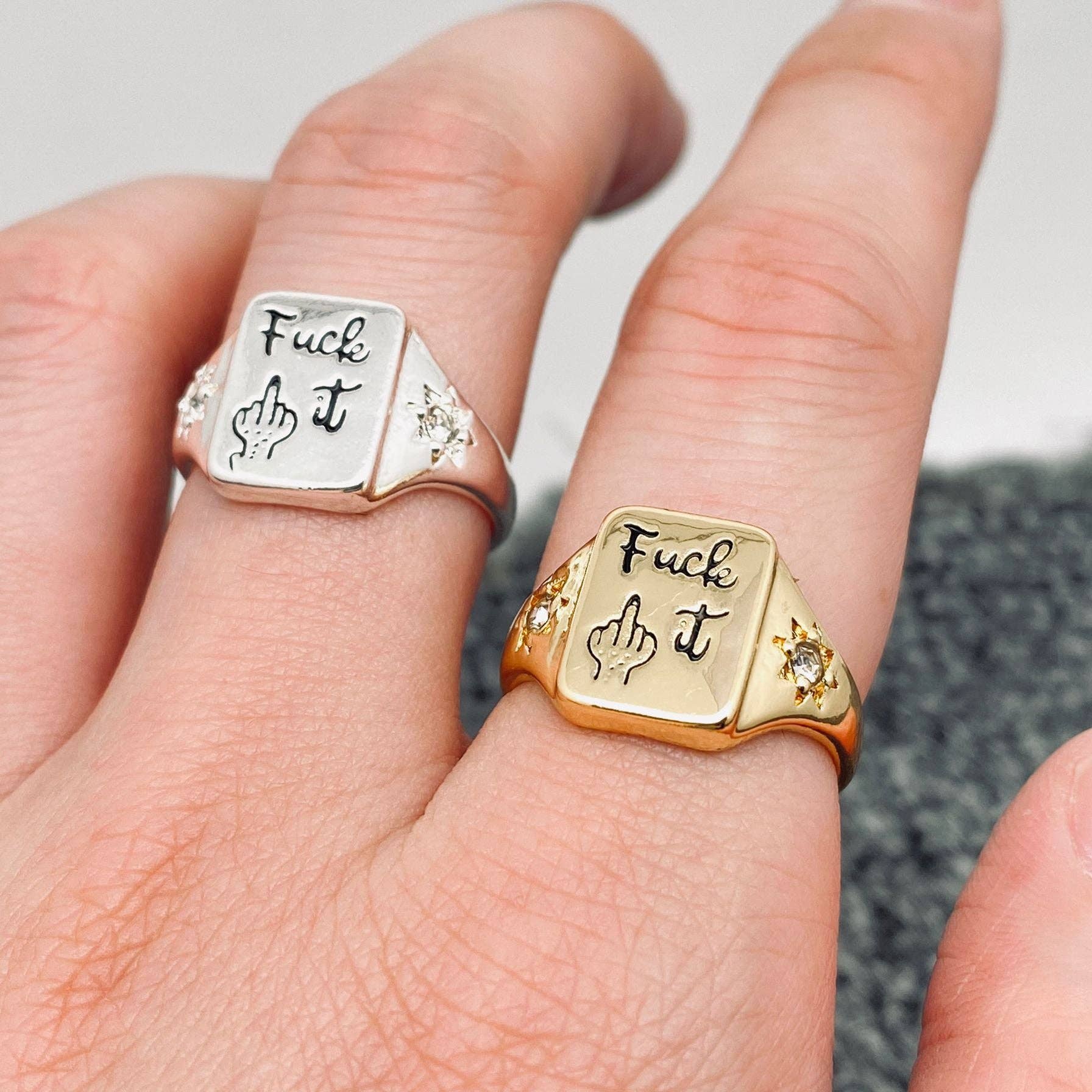 'Fuck it' Square Ring