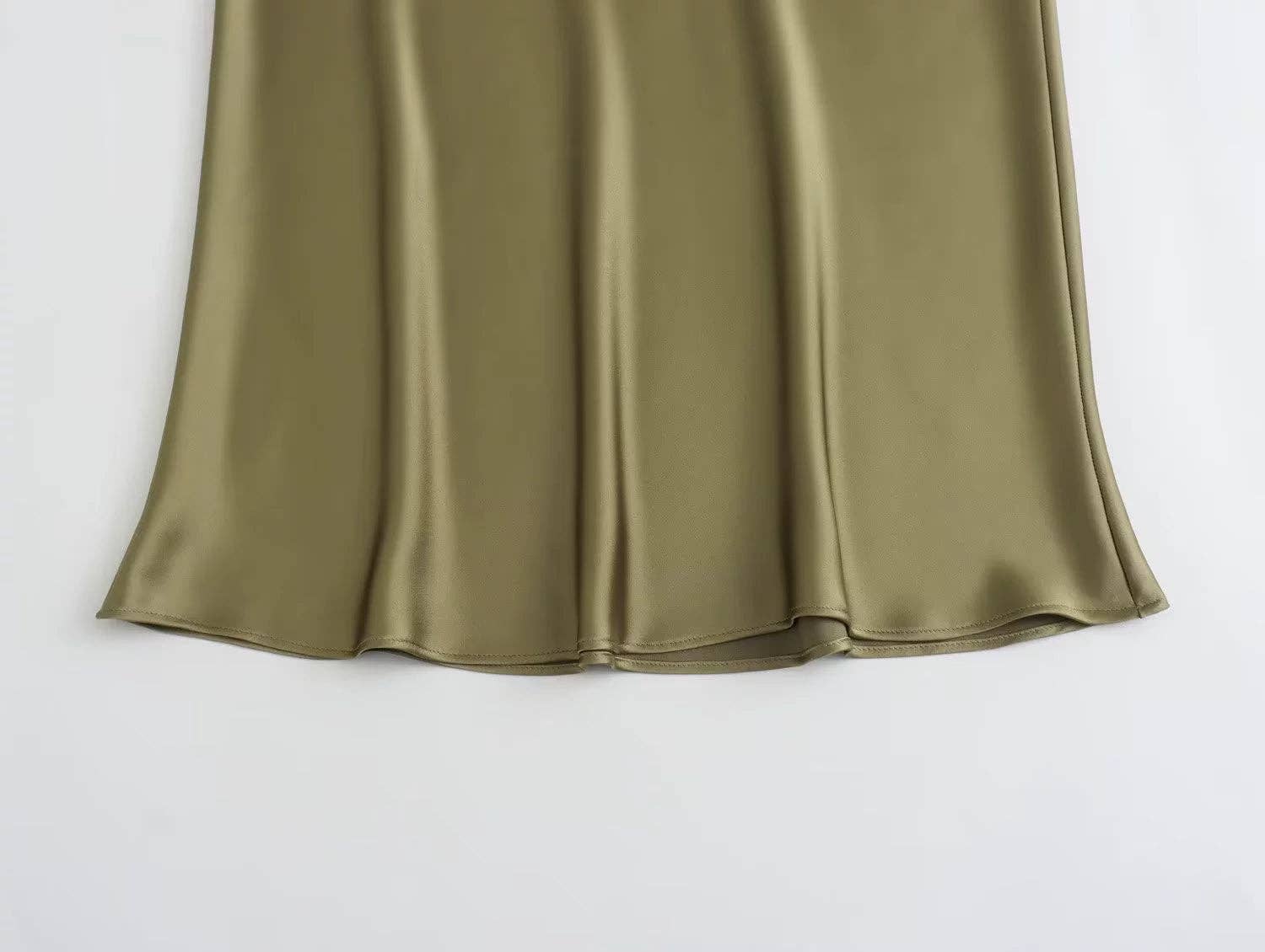 Auli Solid Color Satin Midi Skirt