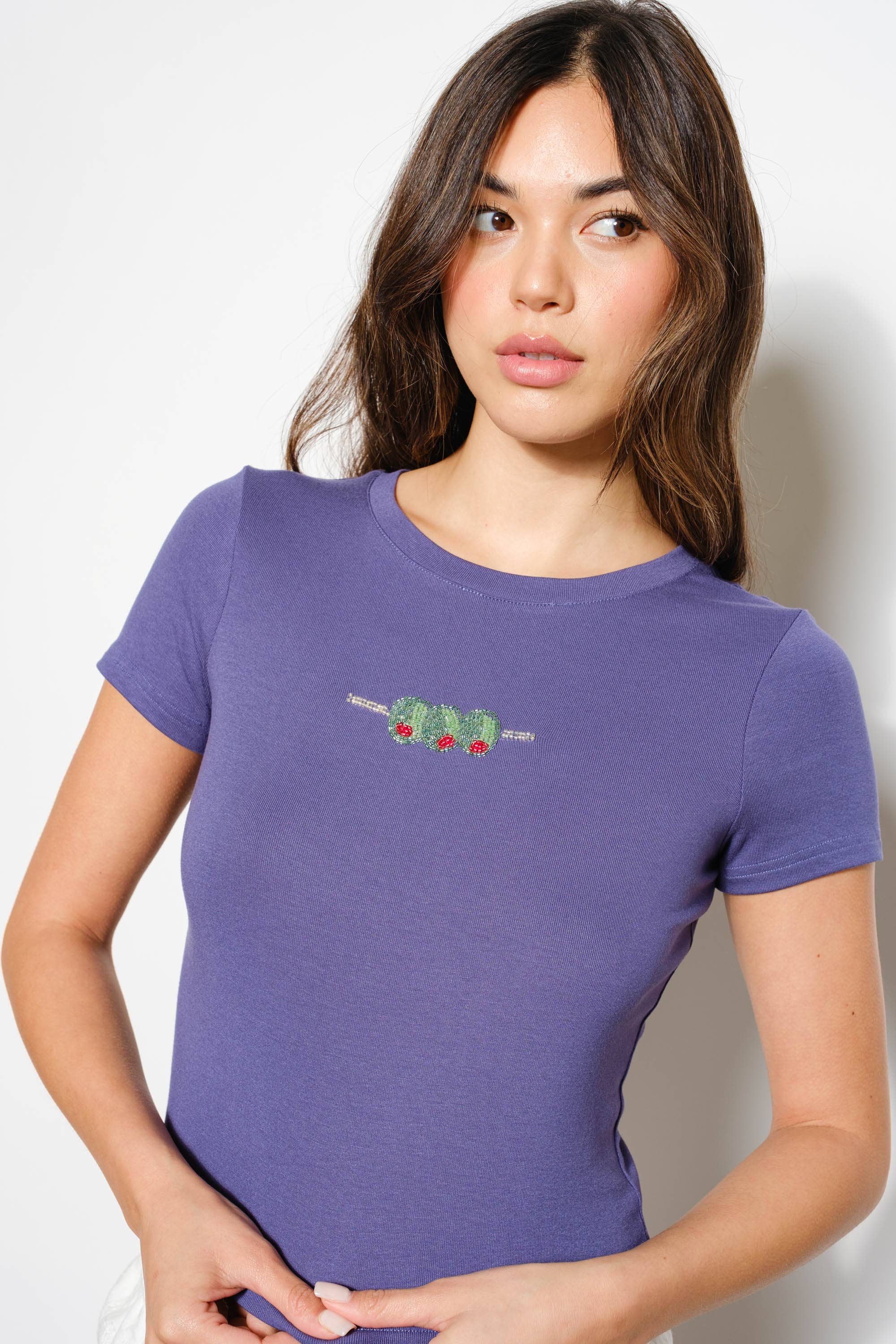 OLIVES BEAD TEE
