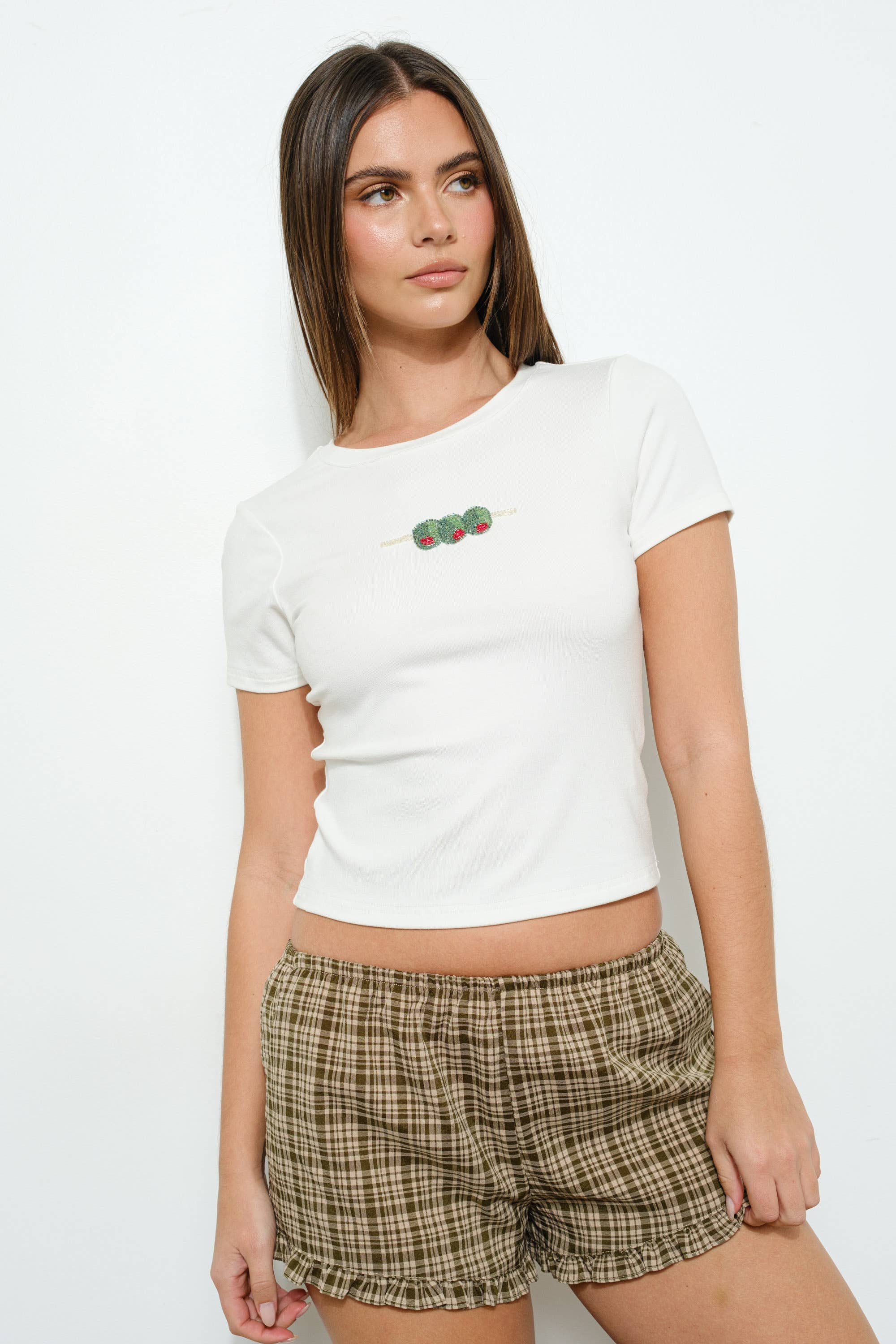 OLIVES BEAD TEE