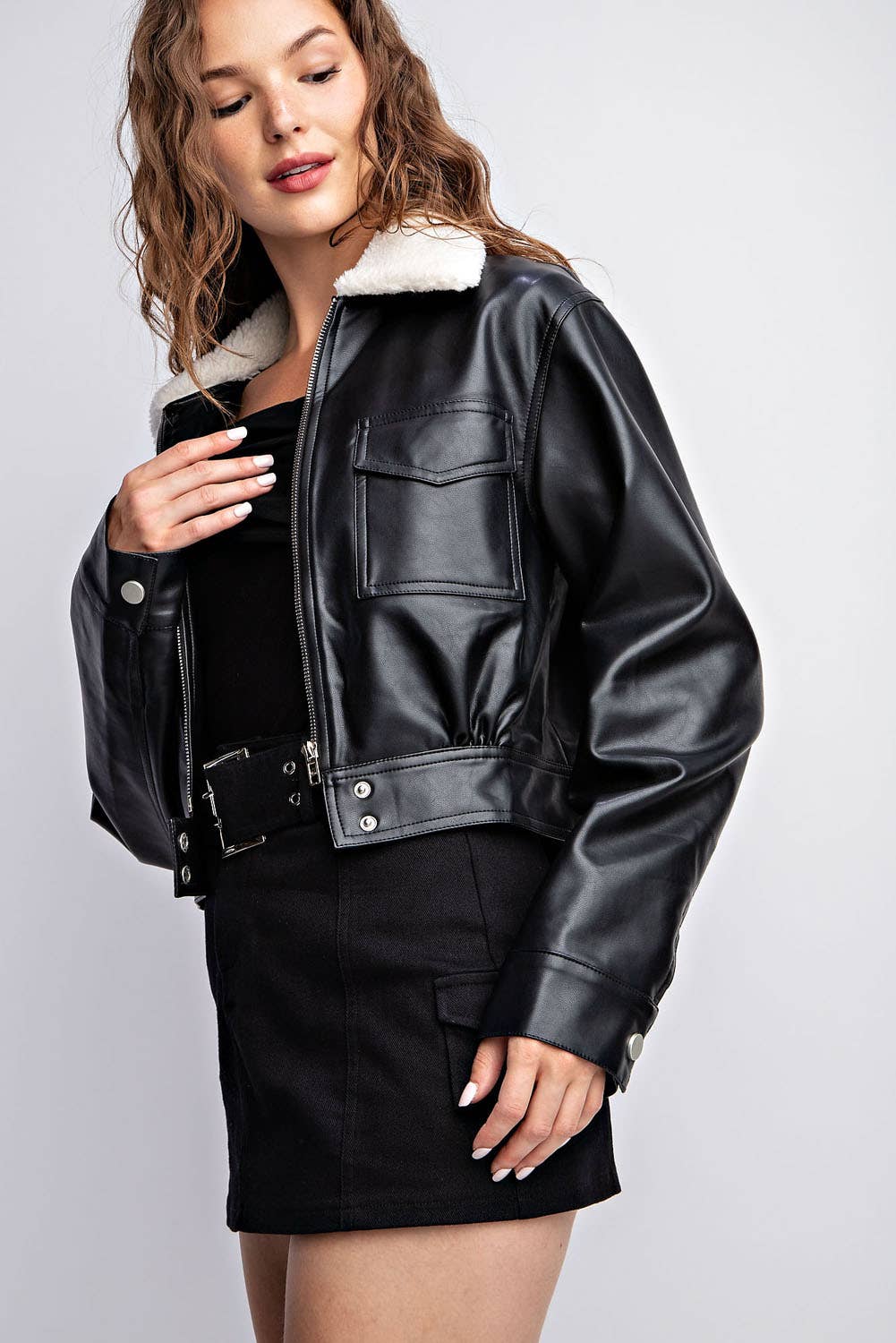 Novie CROP LEATHER JACKET