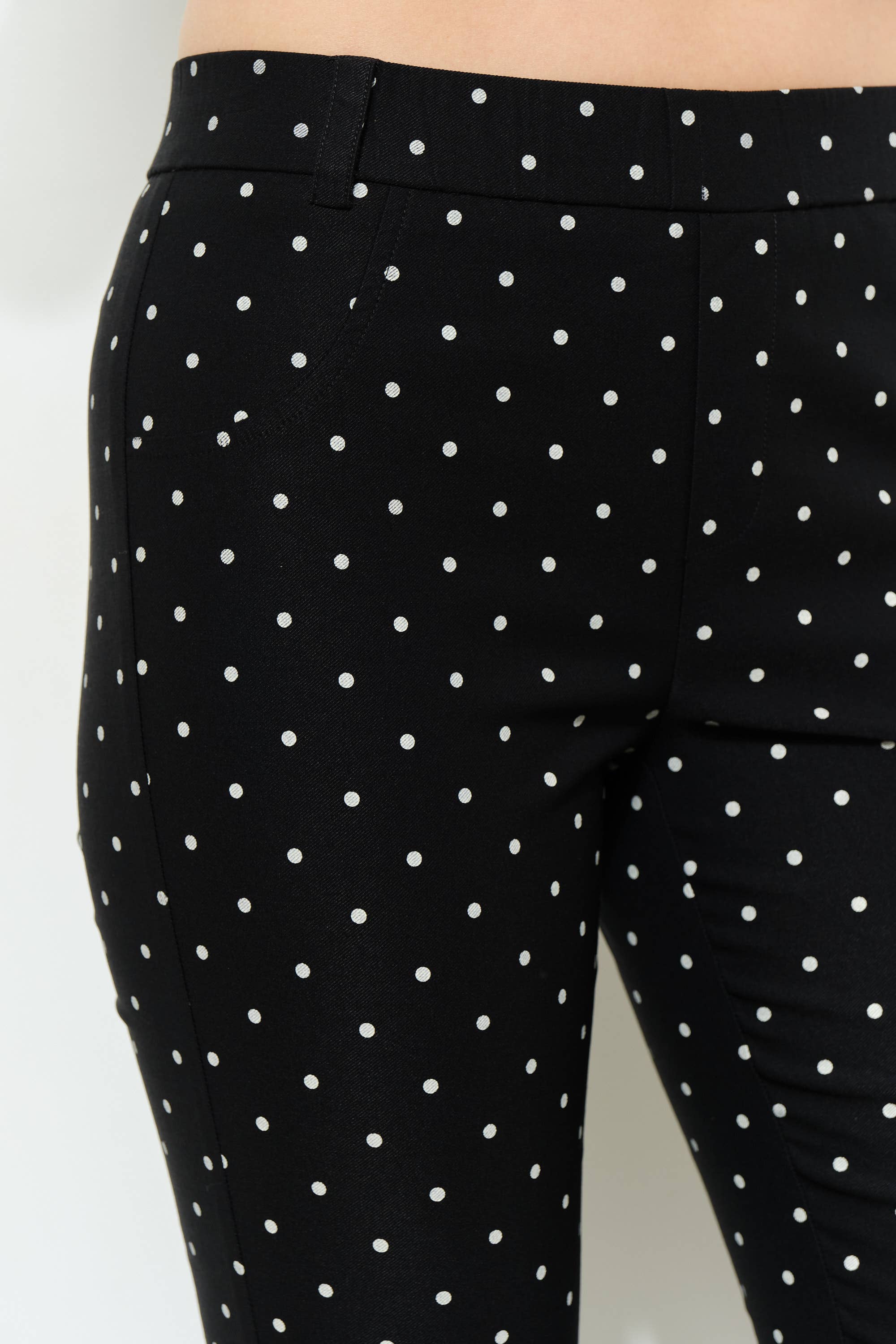 KEHLANI CAPRI PANTS