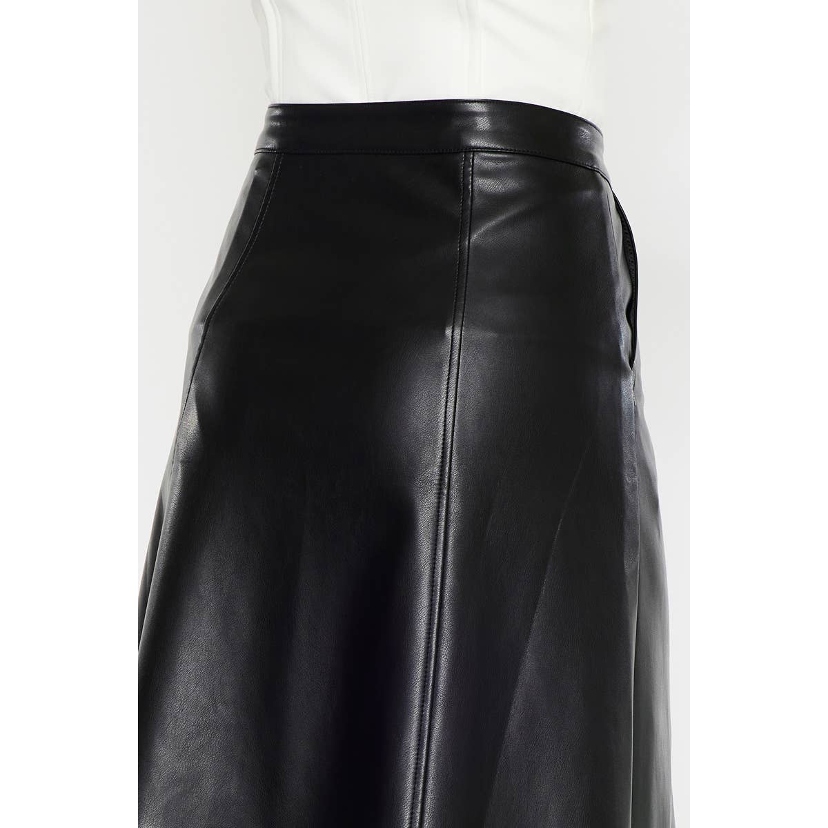 Neri HIGH RISE PU MIDI SKIRT