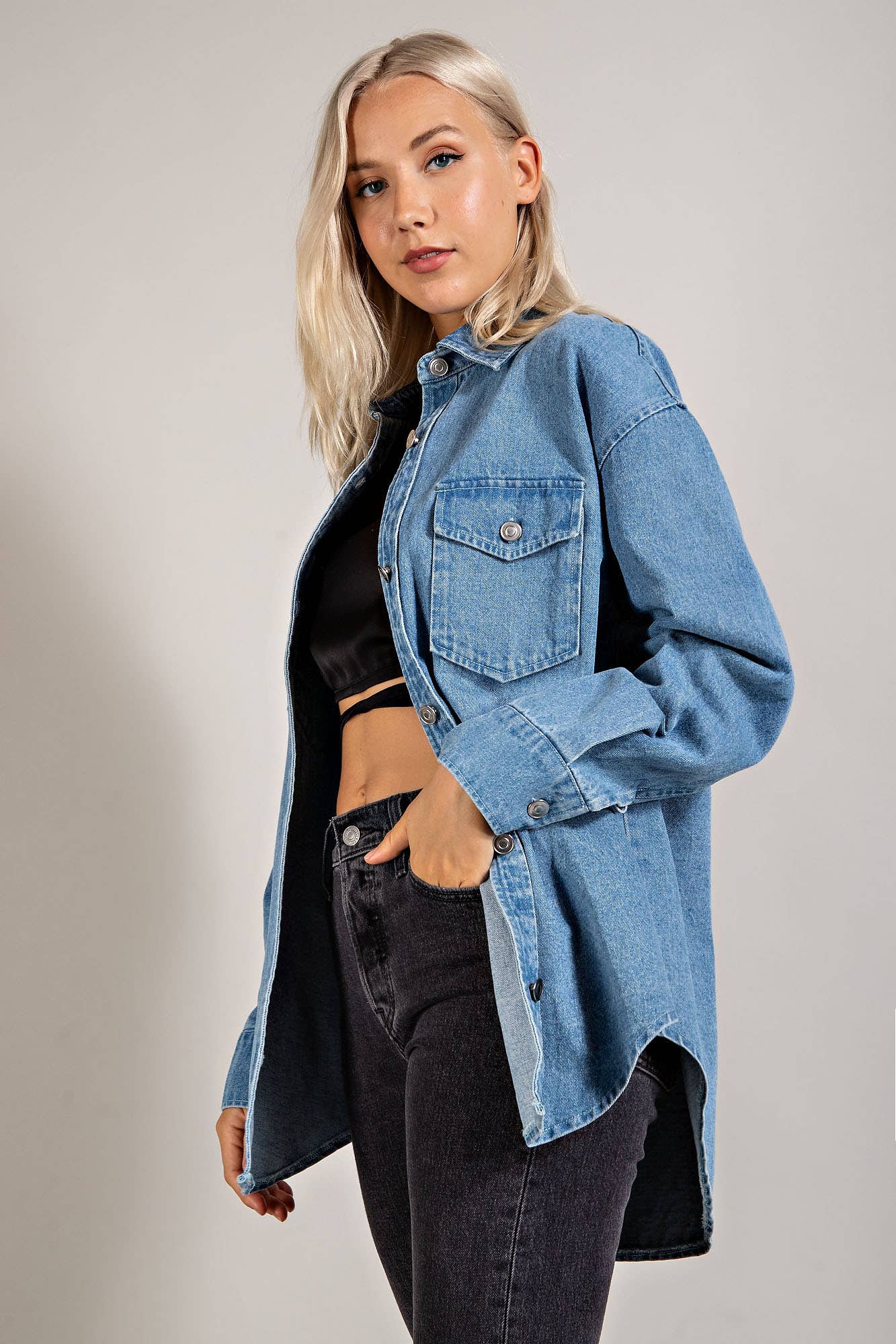 Sana DENIM BUTTON DOWN SHACKET