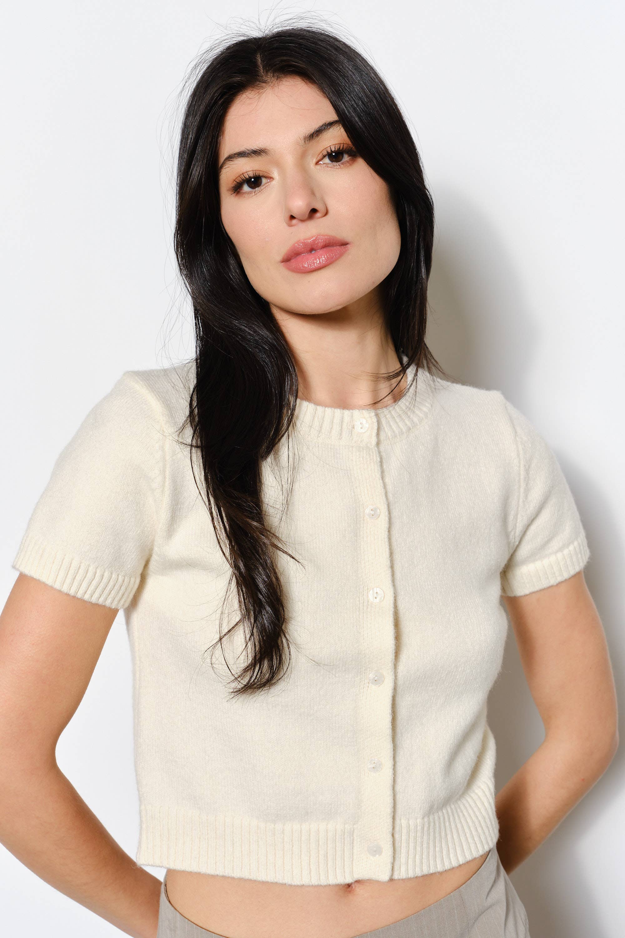 LUCY SHORT SLEEVE CARDIGAN