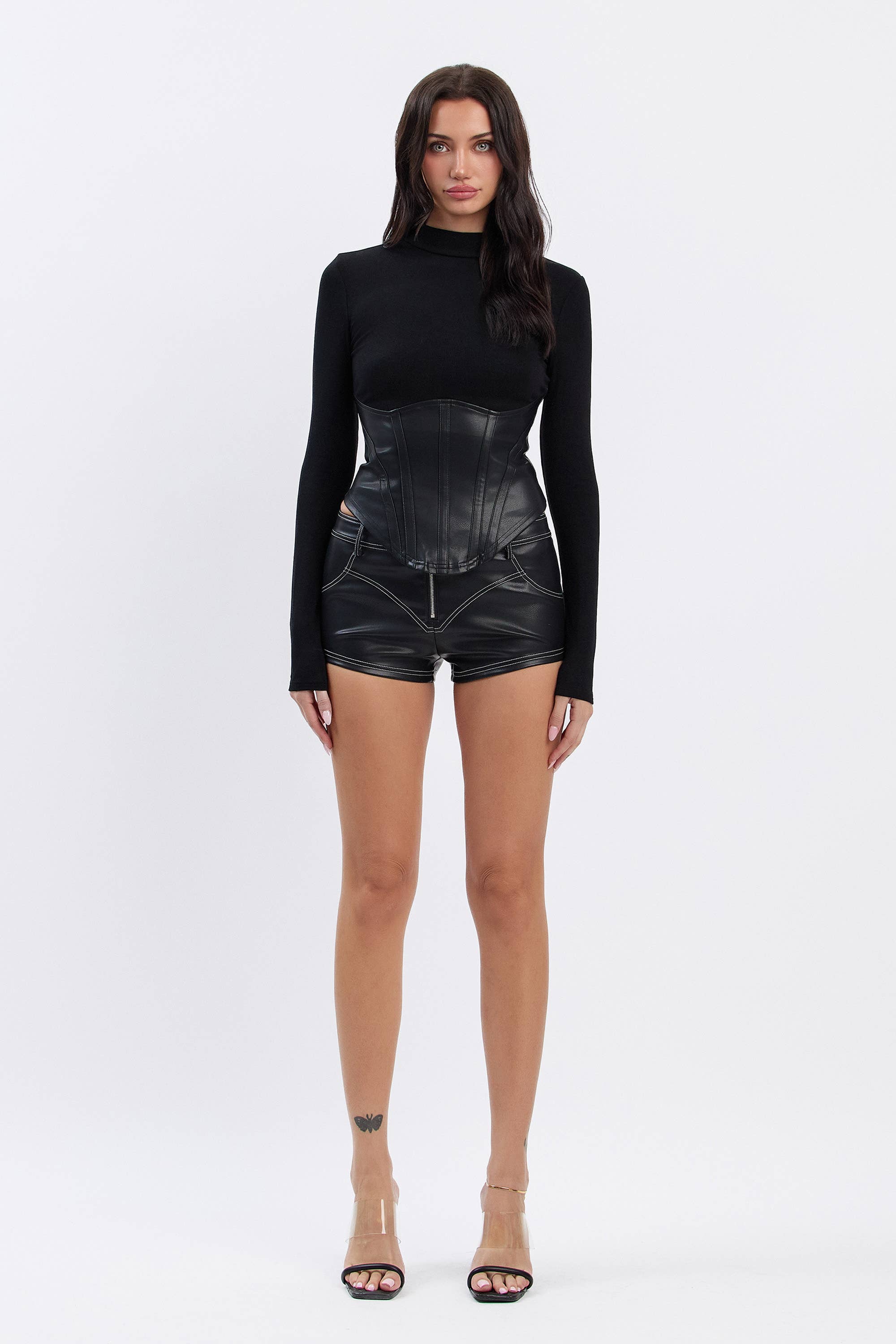 Nuri Soft ribbed mock neck top w/ pu contrast