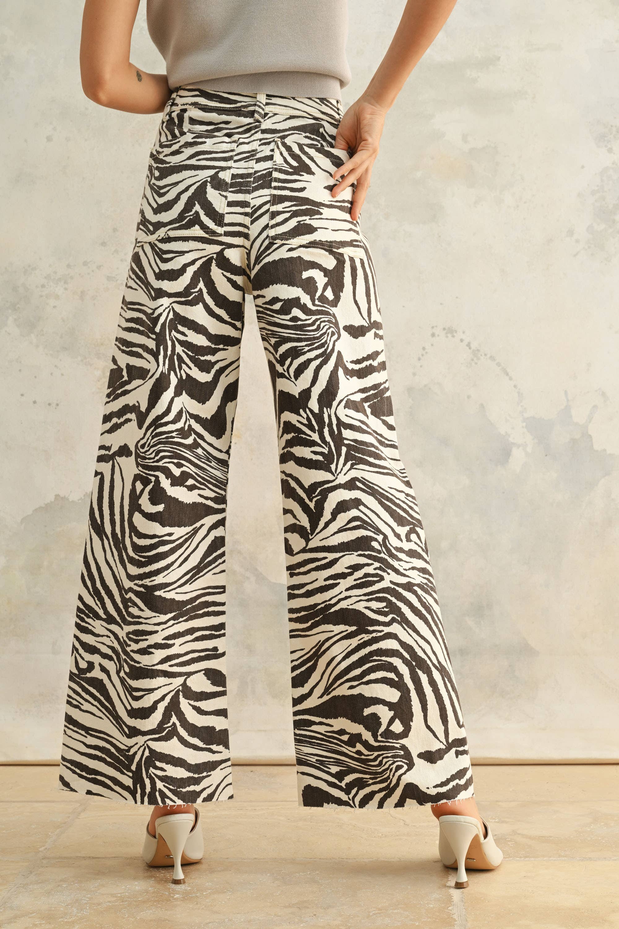 Miya ZEBRA PRINT STRETCH PANTS