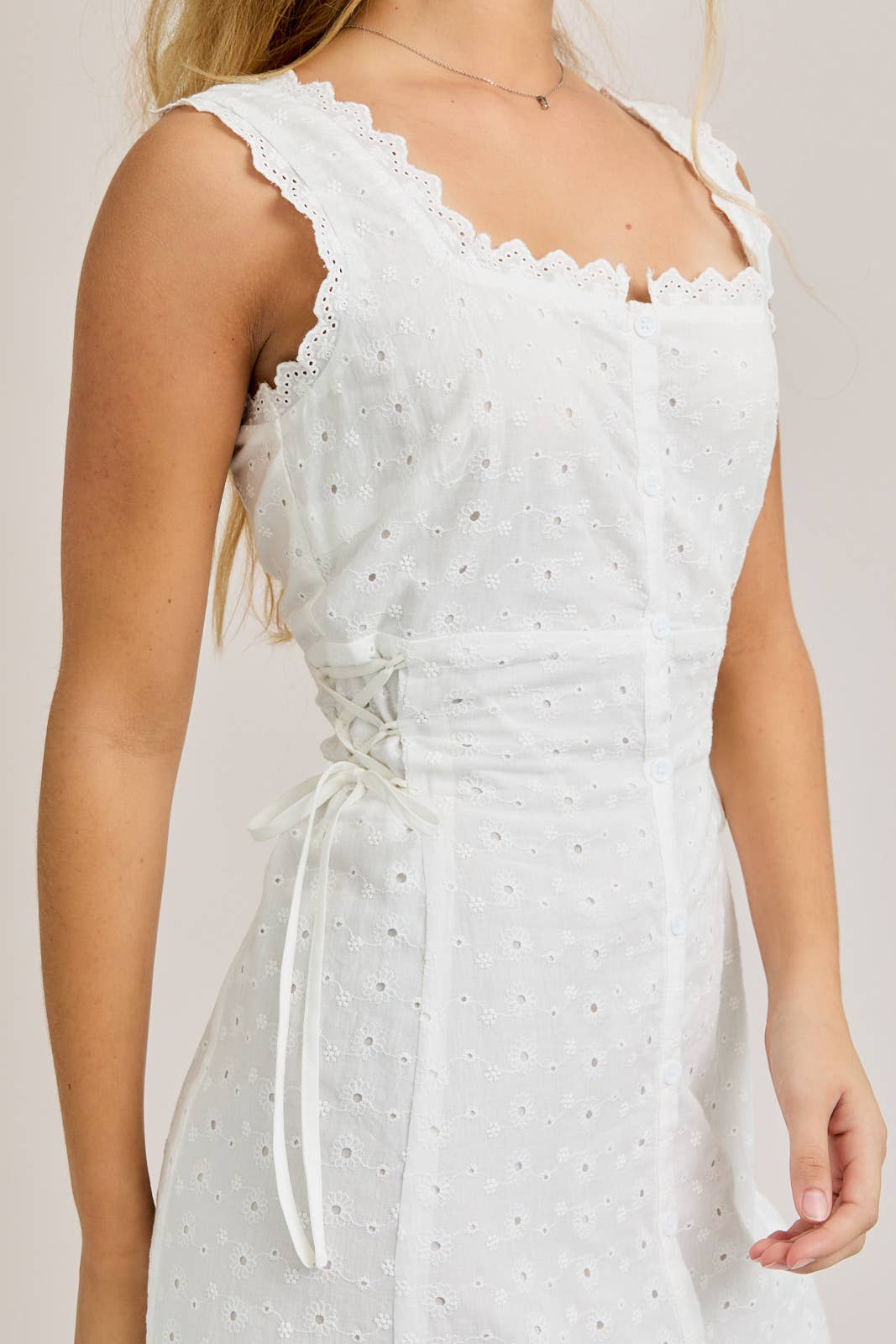 Talulah LACE UP EYELET MIDI DRESS Talulah LACE UP EYELET MIDI DRESS